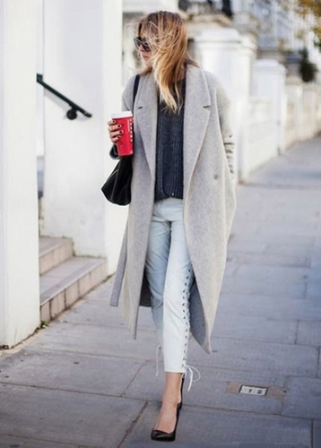 冬季+呢子大衣+皮革包 帅酷时尚感风格