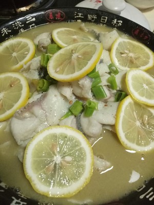 柠檬酸菜鱼