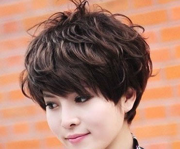 日系原宿女生齐耳短发发型——个性女生的标配