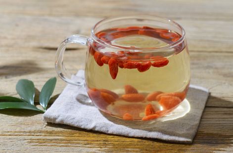 红枣枸杞泡水喝有什么好处 怎么泡红枣枸杞水呢？